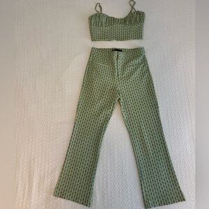 Zara Green Floral Patterned Women's Flare Pants & Crop Top Set